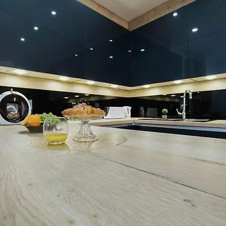 Moderan S Hidromasaznom Kadaom * Trogir