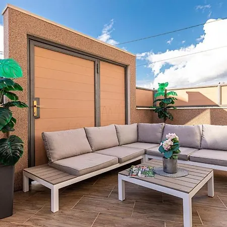 Moderan S Hidromasaznom Kadaom *