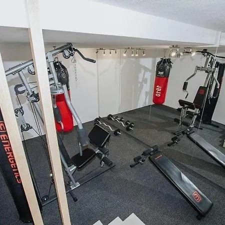 Moderan S Hidromasaznom Kadaom Lejlighed