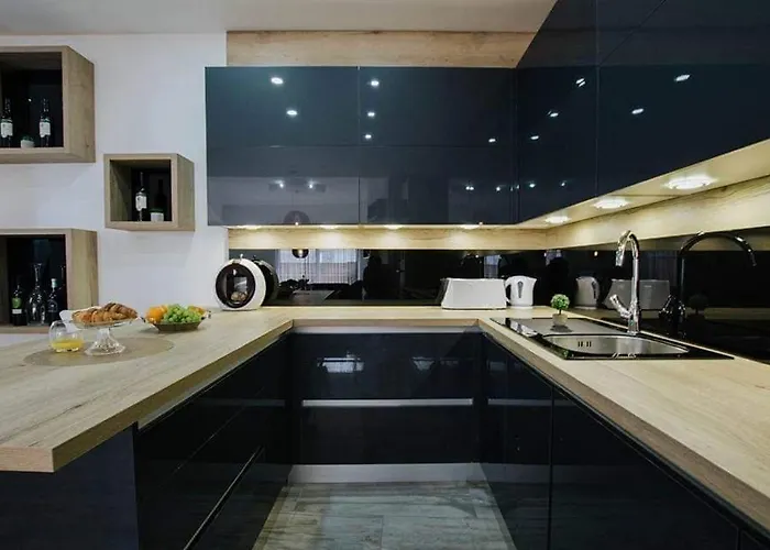 Moderan S Hidromasaznom Kadaom *